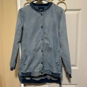 Zara Denim Boyfriend Bomber Jacket with Button Closure and High-Low Bottlm